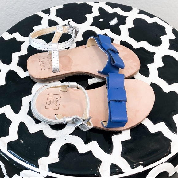 Baby sandals - Picture 2 of 2